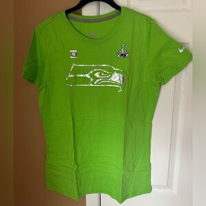 NWT NIKE Seattle Seahawks Super Bowl XLIX Green Holographic Logo; Women’s XL